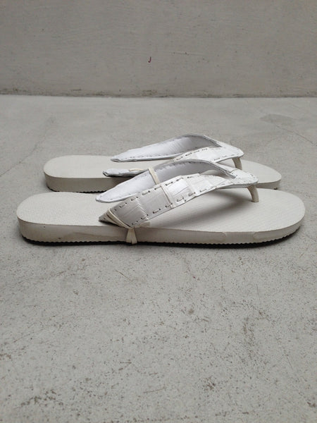 GATOR SANDAL