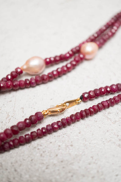 Garnet Pearl Necklace