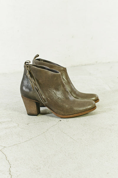 Shadow Leather Sound Bootie