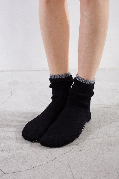 Black Cuddle Pads Socks