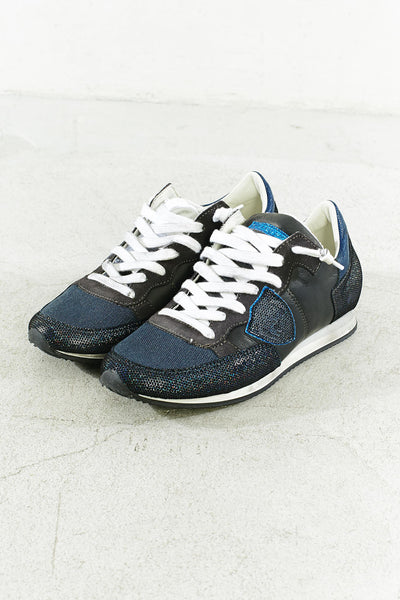 Navy with Metallic Accent Running Shoe